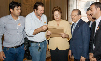 Dilma recebe documento que reivindica fim dos pedágios no Polo Pelotas