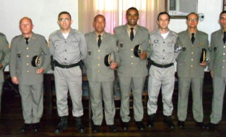 4°BPM recebe oito novos sargentos