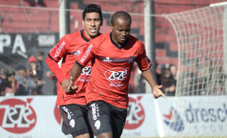 SUL/FRONTEIRA: Brasil bate São Paulo por 2 a 0, no Bento Freitas, e garante presença na final