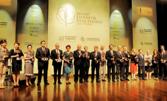 Teatro Sete de Abril é premiado em Porto Alegre