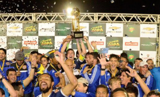 Pelotas supera o Inter e conquista Supercopa