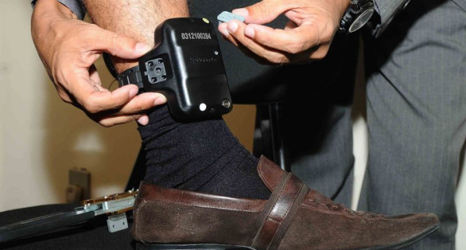 Uso de tornozeleira eletrônica reduz em 97% fugas do semiaberto