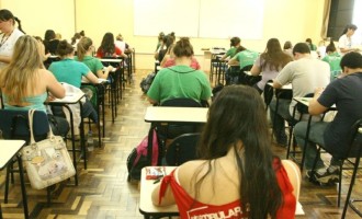 MEC vai suspender o vestibular de mais de 200 cursos