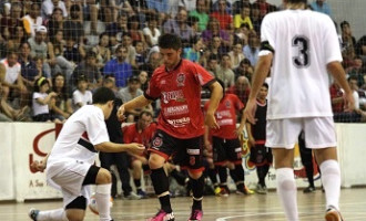 Paulista vence o Brasil novamente e é finalista no Citadino de Futsal