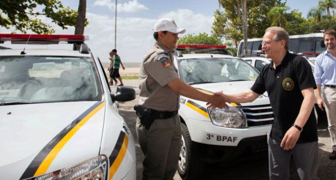 Governador vem a Pelotas e faz entrega de viaturas para Brigada Militar e Corpo de Bombeiros da Região Sul