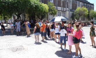 Alunos da UFPel realizam protesto