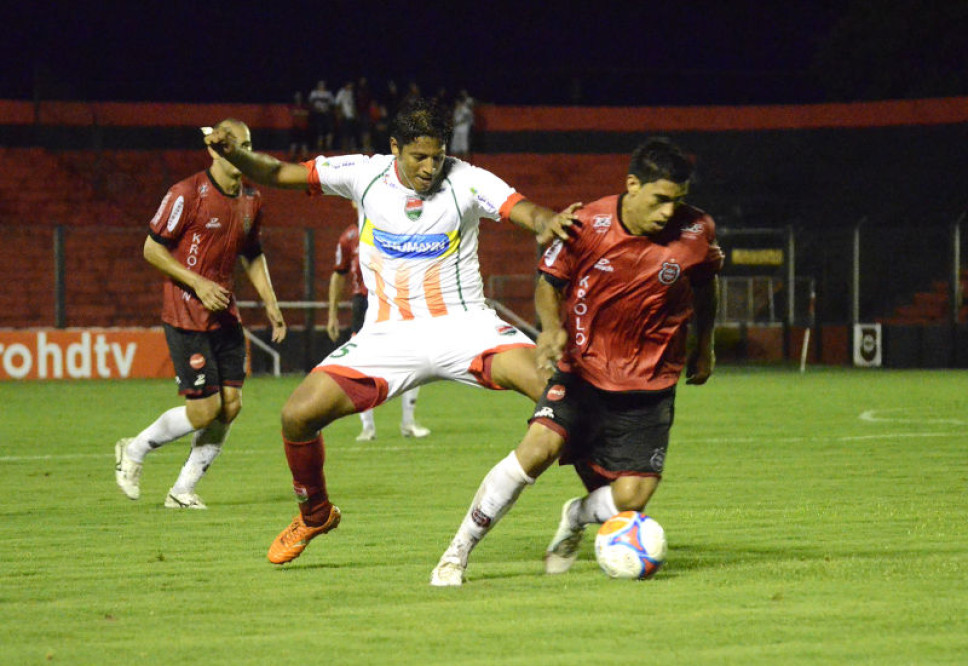 Brasil 4 x 0 Passo Fundo – Estádio Bento Freitas – Gauchão 2014 – Fotos: Alisson Assumpção/DM