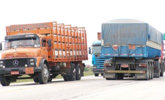 Frete aumenta 14% em Março