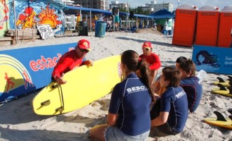 SESC – LITORAL SUL : RecreArte é atração na praia do Laranjal