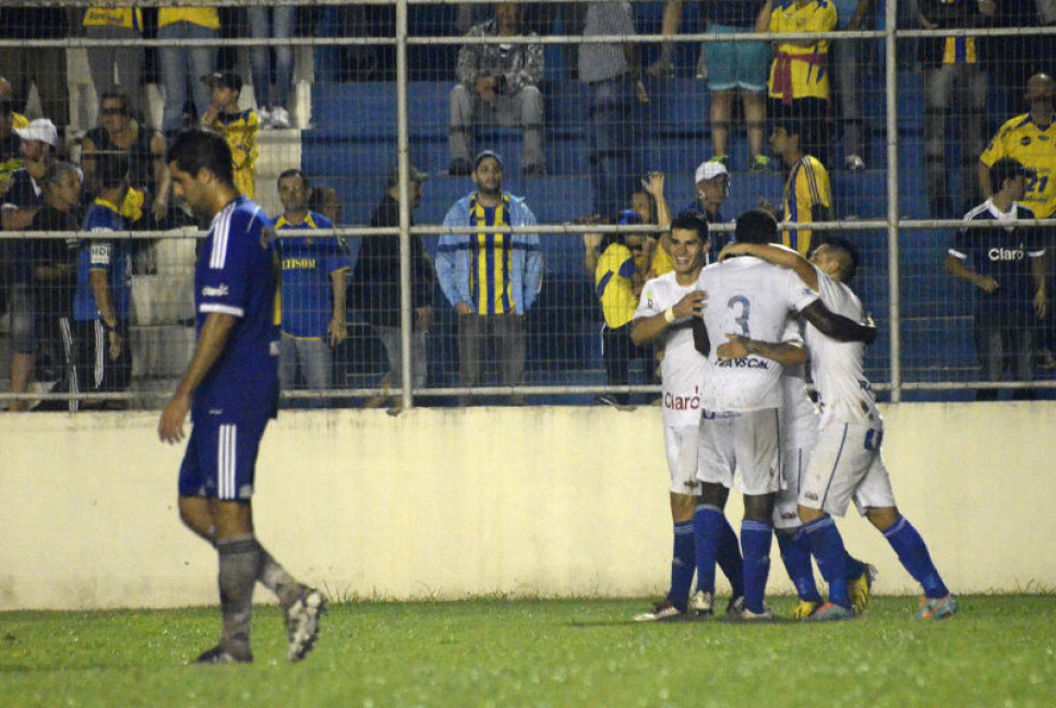 Pelotas 1 x 3 Cruzeiro – Estádio da Boca do Lobo – Gauchão 2014 – Fotos: Alisson Assumpção/DM