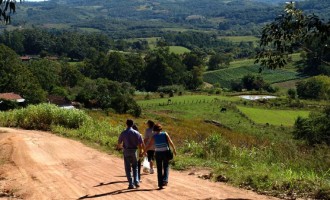 CORPO DE HOMEM É ENCONTRADO SEM CABEÇA E SEM AS MÃOS