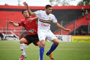 Ricardo Schneider teve atuação segura contra Soares, do Veranópolis, no jogo passado Foto: Ítalo Santos/Assessoria GEB 