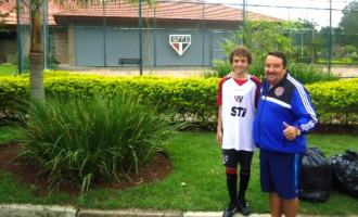 Jovem do Lobão no CT Cotia do São Paulo