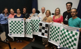 Parceria Smed/Rotary: oito escolas recebem kits de xadrez