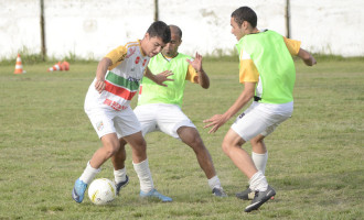 SEGUNDA DIVISÃO : Vitória para alcançar líderes