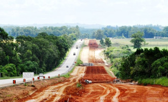 BR-116 : Obras de duplicação avançam 30% nos primeiros seis meses do ano