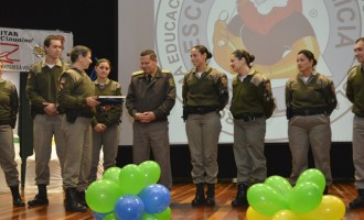 Programa da Brigada Militar forma alunos