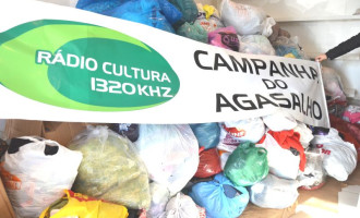 CAMPANHA DO AGASALHO :  Rádio Cultura entrega doações