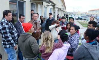 RESIDENCIAL HARAGANOS : Grávidas e mães invadem casas