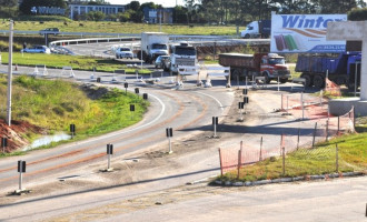 Rodovia terá interrupções para lançamento de vigas de viadutos