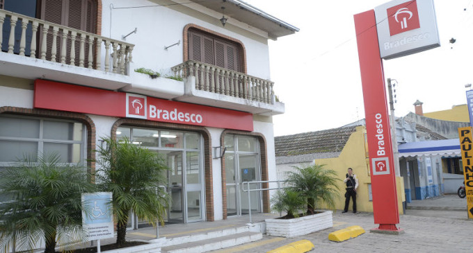 Dez são indiciados pelo assalto ao Bradesco