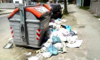 PROBLEMA CRÔNICO : Lixo acumulado ainda preocupa