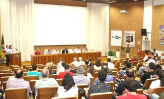 PÊSSEGO : Dia de Campo apresenta tendências do mercado