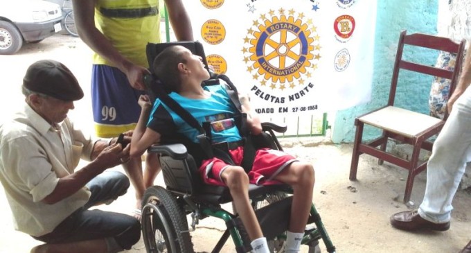 Rotary Club de Pelotas Norte presta serviço social