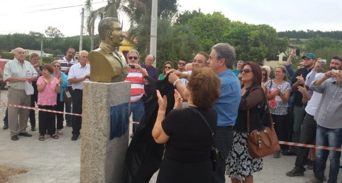 Monumento em homenagem a Narciso Silva é inaugurado