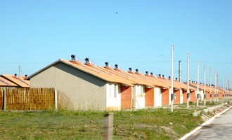 MINHA CASA MINHA VIDA : Marginais expulsam moradores de suas próprias residências