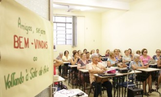 APOIO DA UCPEL : Grupo Voltando à Sala de Aula completa 18 anos de atuação