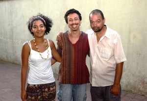 Atores Andy Marques, Marco Antônio Duarte e Cid Branco divulgam Cia.
