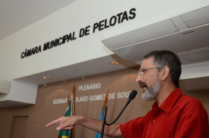 Vereador Toninho diz que estabelecimentos comerciais não cumprem legislação municipal