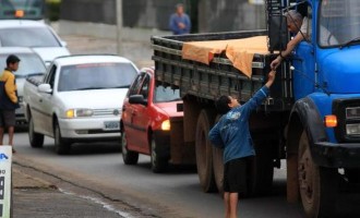 TRABALHO INFANTIL : Pesquisa registra 212 mil casos no RS em 2014