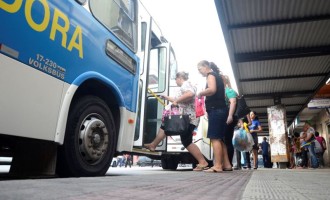 TRANSPORTE PÚBLICO : Prefeitura faz audiência para iniciar a licitação –  Empresários do setor reivindicam aumento da tarifa para R$ 3,00