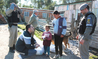 Ação solidária no bairro Areal