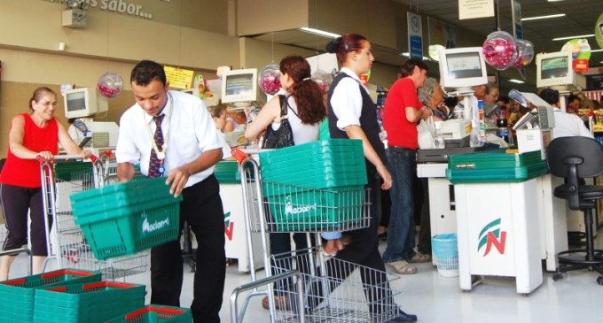 SALÁRIOS : Supermercados demoram para fechar o acordo coletivo