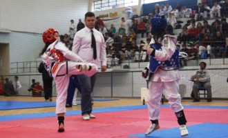 ARTES MARCIAIS : Equipe de Pelotas vence Copa Estadual de Taekwondo