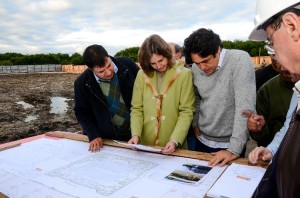 DEPUTADO Danrlei e Paula Mascarenhas visitaram a obra