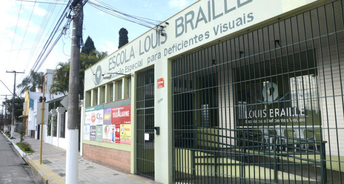Resultado de imagem para escola louis braille pelotas