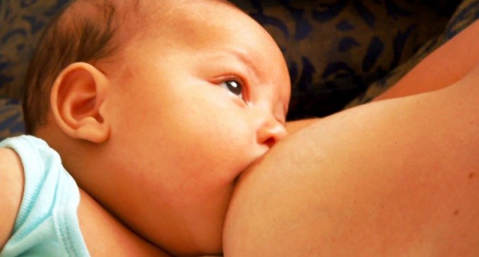 Palestra difunde importância do aleitamento materno