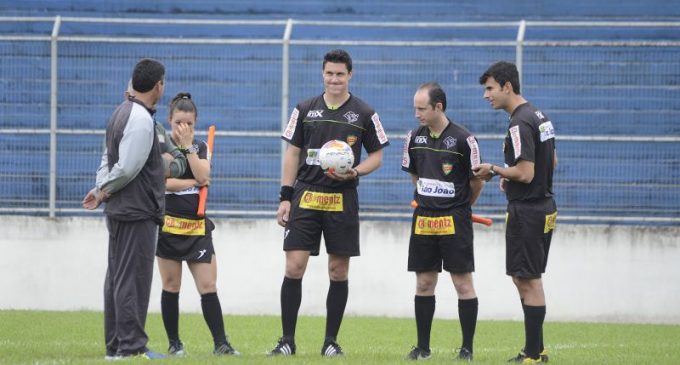 PENÚRIA FINANCEIRA : Sem dinheiro para pagar arbitragem