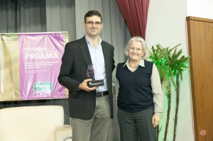 DR. MICHEL El Halal recebeu o troféu Pediatra Amigo do Proama 