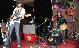 Festival de rock pesado com shows no “Observatório Bar”