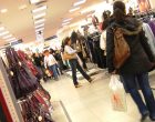 Acordo regulamenta trabalho no comércio em feriados
