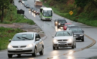 Farol baixo será obrigatório até de dia na estrada