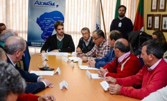 AZONASUL  : Prefeitos buscam alternativas para fechar as contas