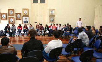 Audiência debate a criação do Plano Municipal de Juventude