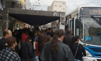 Ônibus urbano aumenta para R$ 3,05