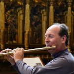Tota Portela é flautista principal da sinfônica da UFBA 